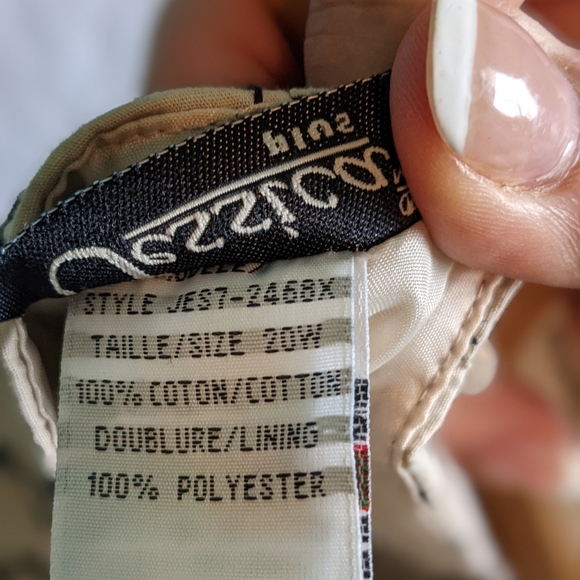 Embroidery patterned skirt - Picture 4 of 4